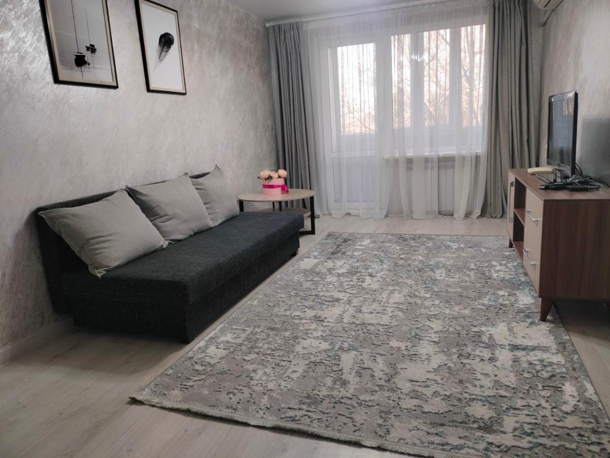 Apartamento Уютная 2 Ком-Я Квартира В Центре Города, Район "Арбата" Almatý Exterior foto